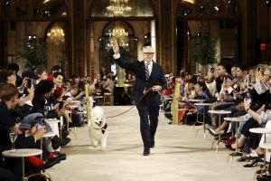 Tommy Hilfiger prezintă „Plaza Prep” în cadrul New York Fashion Week
