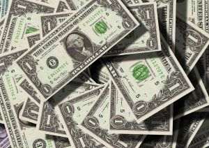 Reuters: Dolarul, aproape de maxim; randamentele SUA, la cel mai ridicat nivel din 2007