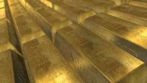 Aurul rămâne în jurul valorii de 4.300 de dolari uncia, la minimul ultimelor cinci săptămâni