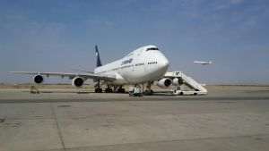 Emiratele Arabe Unite suspendă zborurile companiilor aeriene iraniene, după noile sancţiuni americane
