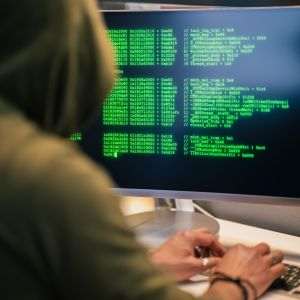 Hackerii chinezi s-au dat drept experţi americani ca să fure e-mailurile specialiştilor AI din SUA