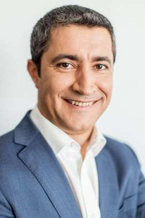 Studiu Raiffeisen Bank: 9 din 10 români nu au o strategie clară de investiţii