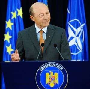 Traian Băsescu: Doar două soluţii pentru un guvern stabil - uniune naţională sau alegeri anticipate