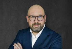 Aplicaţia financiară ZEN.COM se lansează în România