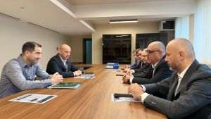 Transelectrica avansează cu două investiţii strategice care vor consolida infrastructura energetică din nordul Moldovei