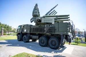 CNN: Pentagonul autorizează testarea unei arme cu raze termice pentru o posibilă utilizare la frontiera SUA