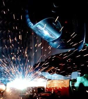 Reuters: General Motors a anulat contractul cu o fabrică de magneţi din pământuri rare din SUA
