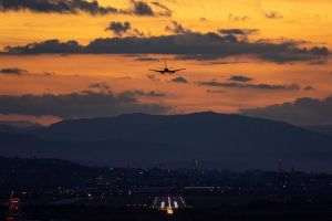 AirAdvisor: TAROM are o durată medie de plată a despăgubirilor de 110 zile, în contextul în care noile reguli UE impun un termen de 30 de zile din 2027