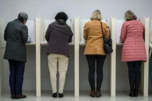 BNT - CEC din Bulgaria: Prezenţa la vot la ora 12:00 este de 5,8%, cea mai mare în Vidin