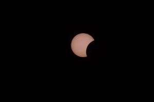 A solar eclipse recorded thousands of years ago offers new clues about Earth's rotation