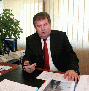 Constantin Tampiza: "Mă tem că destul de curând vom ajunge să plătim 4,5 lei pentru un euro, nivel care cred că va băga România în incapacitate de plată".