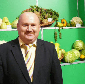 Mr. Szell Alexandru, general manager of SC "Agrosel" SRL founded the company in his native town of Câmpia Turzii, where he was born in 1965. He graduated the Military High School of Alba Iulia. He is married and has two daughters. His hobby is gardening.