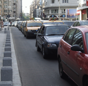În primele nouă luni din acest an, pe segmentul de răspundere civilă auto (RCA), asigurătorii au înregistrat prime brute subscrise de 1,576 miliarde lei.