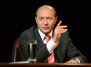 Băsescu: După 6 decembrie, este nevoie de o alianţă PDL-PNL