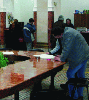 Bugetarii concediaţi vor îngroşa rândurile restanţierilor bancari