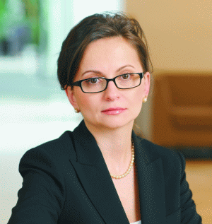 Aura Giurcăneanu, Audit Partner "KPMG" în România: "Investitorii trebuie să poată înţelege cu uşurinţă care sunt performanţele unei companii şi să poată compara rezultatele nu numai cu piaţa locală, dar şi cu cele din alte ţări".