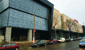 Construcţia mall-ului a durat doi ani.