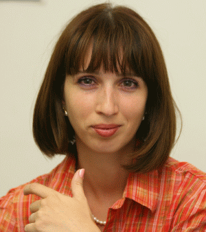 Vizibilitatea este mai importantă acum decât în perioadele de < acalmie > financiară", a declarat Mihaela Apetrei, Senior Manager "Headline"