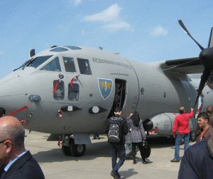 Greii lumii în industria aeronautică îşi arată colţii la Romaero