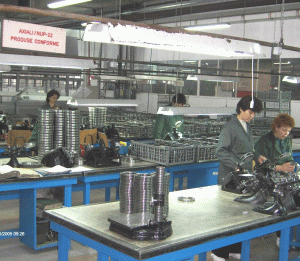 Concurenţa rulmenţilor din China s-a simţit la fabrica din Suceava