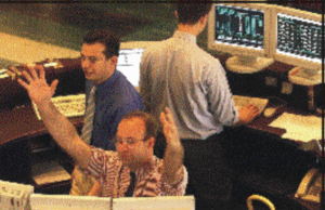 Bursa vrea să retrogradeze acţiunile UCM, Chimopar, Loulis şi să retragă titlurile Astra Română