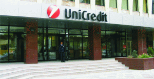 Analiştii de la "Unicredit" văd o creştere economică de 0,4% în 2010