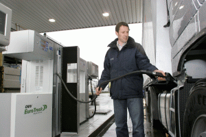 OMV Petrom: Piaţa carburanţilor va scădea cu 10%, din cauza măsurilor anunţate de Guvern 