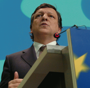 Comisia Europeană condusă de Jose Manuel Durao Barroso atenţionează Guvernul pe problema maăsurilor de combatere a evaziunii fiscale.