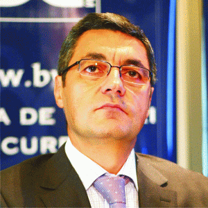 "Am avut discuţii cu reprezentanţi ai Ministerelor, în care am fost întrebaţi dacă Bursa este capabilă să gestioneze din punct de vedere tehnic IPO-urile companiilor de stat", a declarat Stere Farmache.
