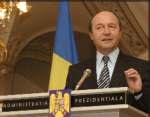 Băsescu în India: Deşi România nu este perfectă, mediul economic este propice pentru investiţii