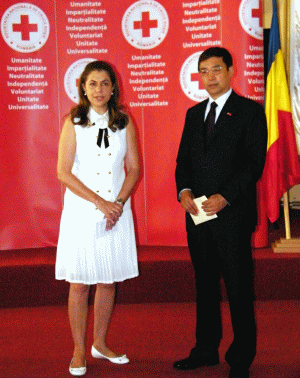 Ambasadorul R.P. Chineze în ţara noastră răspunde apelului Crucii Roşii pentru victimele inundaţiilor 