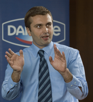 Domnul Laurenţiu Tulvan, noul director industrial al companiei "Danone" 
