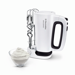 Electrolux prezintă noul mixer compact cu suport special pentru accesorii