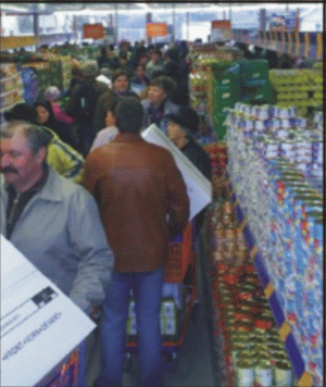 INS: Industria prelucrătoare şi comerţul cu amănuntul vor continua să crească în următoarele trei luni