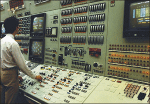 Sindicatele din energie au dat în judecată mai mulţi operatori 