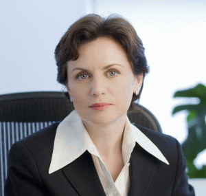 Adriana Ionescu, directorul de marketing al firmei "Tnuva România Dairies", s-a născut în oraşul Roman, din judeţul Bacău. A absolvit ASE Bucureşti - Facultatea de Relaţii Economice Internaţionale. Nu este căsătorită şi are ca hobby lectura şi muzica.
