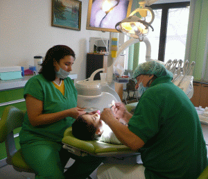 "Danish Dental": un zâmbet de milioane!