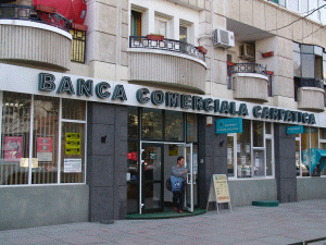 Trei luni fără dobândă la creditul de refinanţare cu ipotecă de la Banca Comercială Carpatica