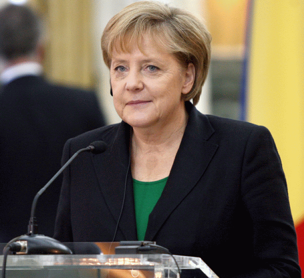 Merkel admite ştergerea unei părţi din datoria Greciei, dar nu mai devreme de 2014