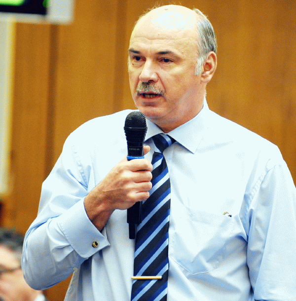"2013 va fi anul de coşmar al economiei româneşti"