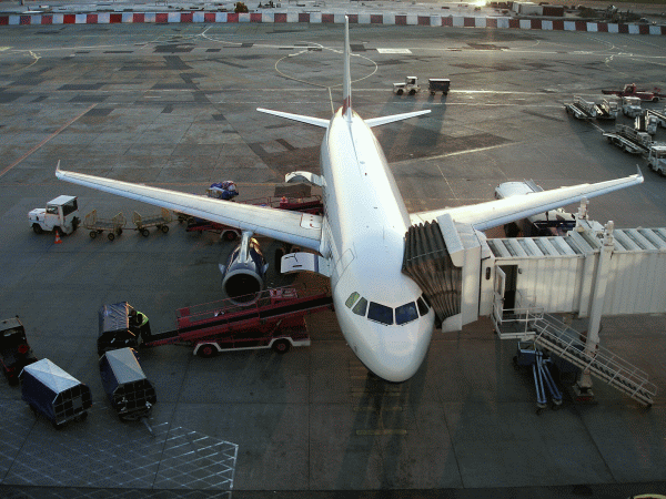 Consiliul Judeţean Braşov va concesiona Aeroportul Internaţional Braşov-Ghimbav