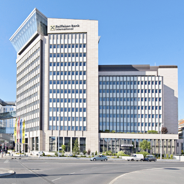 Raiffeisen, interesată de portofoliul Citibank