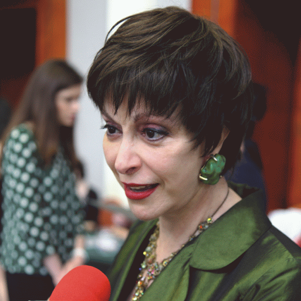 "Femeile de afaceri, cele mai bune ambasadoare ale României"