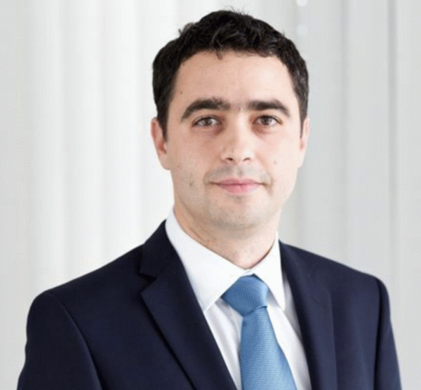 Liviu Bănulescu, directorul general al Grenke Renting România, companie ce activează pe piaţa de la noi din anul 2007, a acordat recent un interviu ziarului BURSA, în care a abordat problema finanţării pentru închirierea echipamentelor IT&C de către companii.