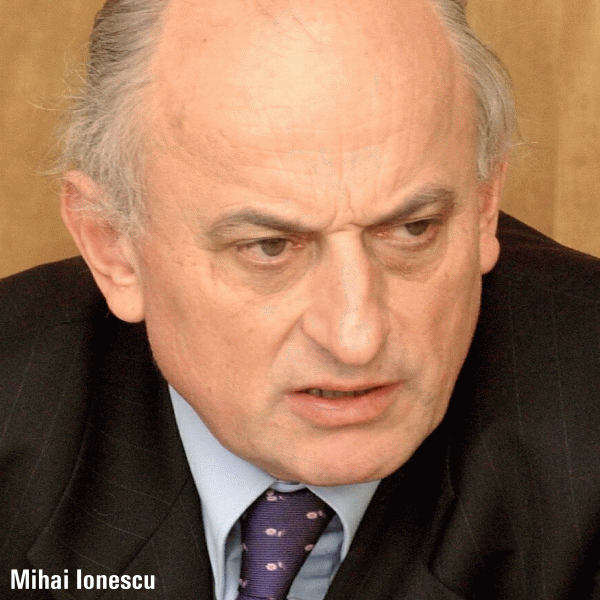 "Scăderea importurilor, semnal de alarmă pentru economie"