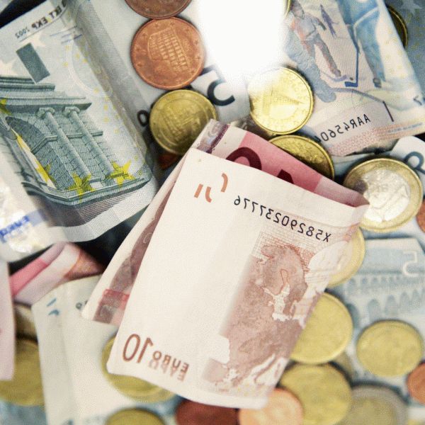 Europa Centrală a evitat vânzările masive de pe pieţele emergente