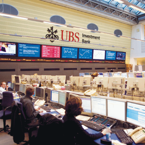 UBS cere clienţilor germani evazionişti să intre în legalitate sau să părăsească banca