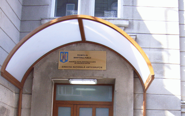 DNA: Dorinel Modreanu şi Euro Proiect, urmăriţi penal pentru fals intelectual