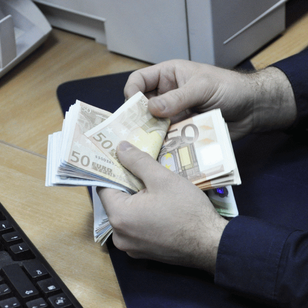 Întreprinderile solicită reducerea ajutorului de minimis de la 200.000 la 80.000 euro