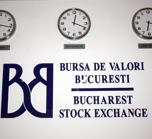 Ofertele statului şi tranzacţiile speciale au susţinut rezultatele în creştere la BVB